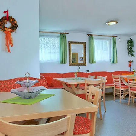 Apartment Alluring In Wald Im Pingzau Near Bus *